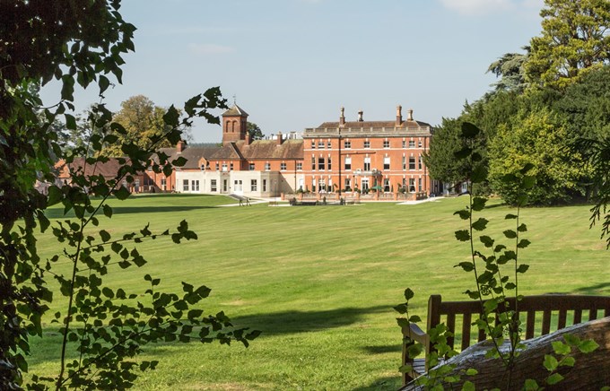 Photo of Oakley Hall event and team building venue