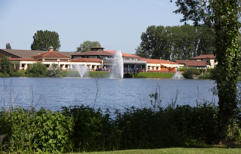 A picture of Wybsoton Lakes in Bedford