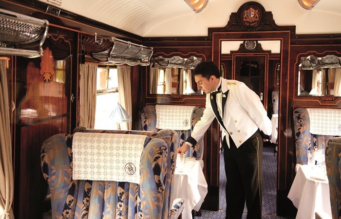 Luxurios carrige interior aboard the British Pullman